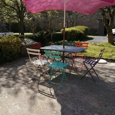 Le Relais De La Croix Blanche בית נופש Saint-Germain-d'Arce